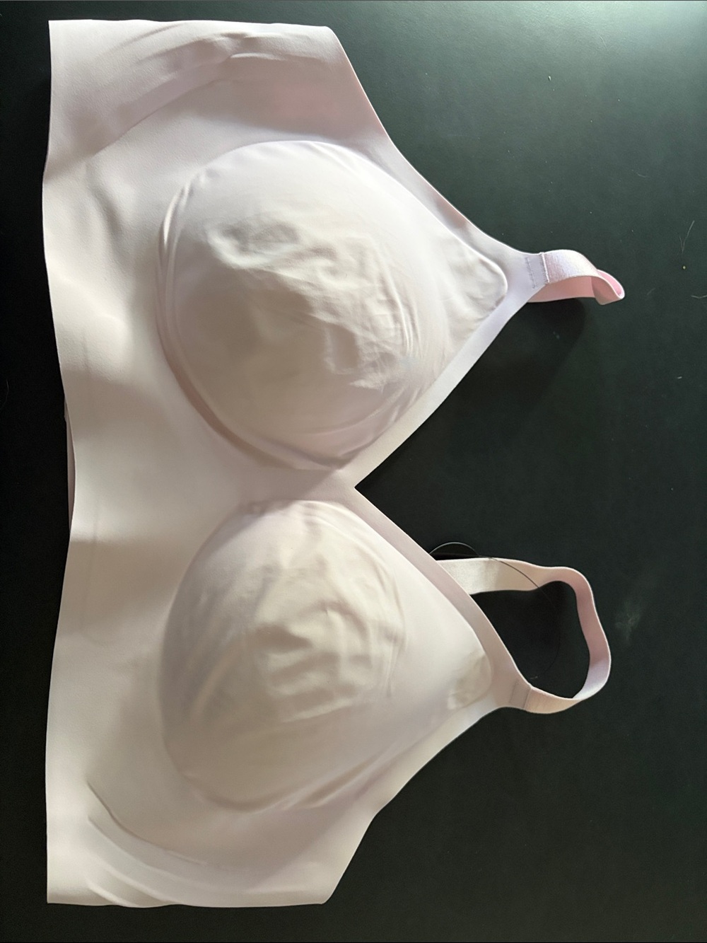Seamless Wireless Bra in Light Pink — Smooth Everyday Comfort